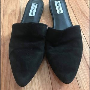 Steve maiden black suede mules used